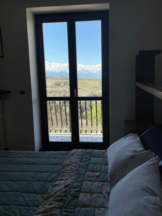 Spicchio Di Langa - Casa Indipendente Tra Le Vigne E Le Alpi Villa Belvedere Langhe Dış mekan fotoğraf